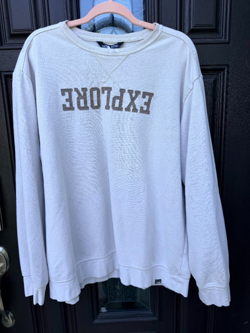 North Face Sweatshirt Explore Logo Mens XLarge Cream Crewneck Pull Over